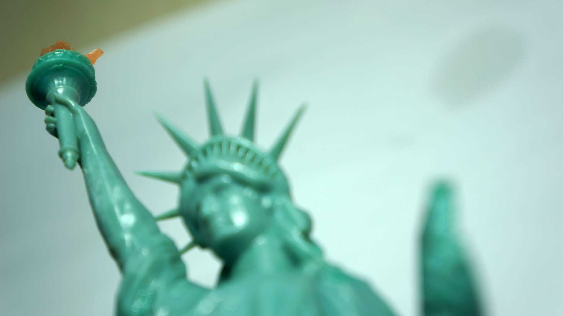 Printed two colors Statue of Liberty with Kudo3D Titan 1 SLA 3D printer
